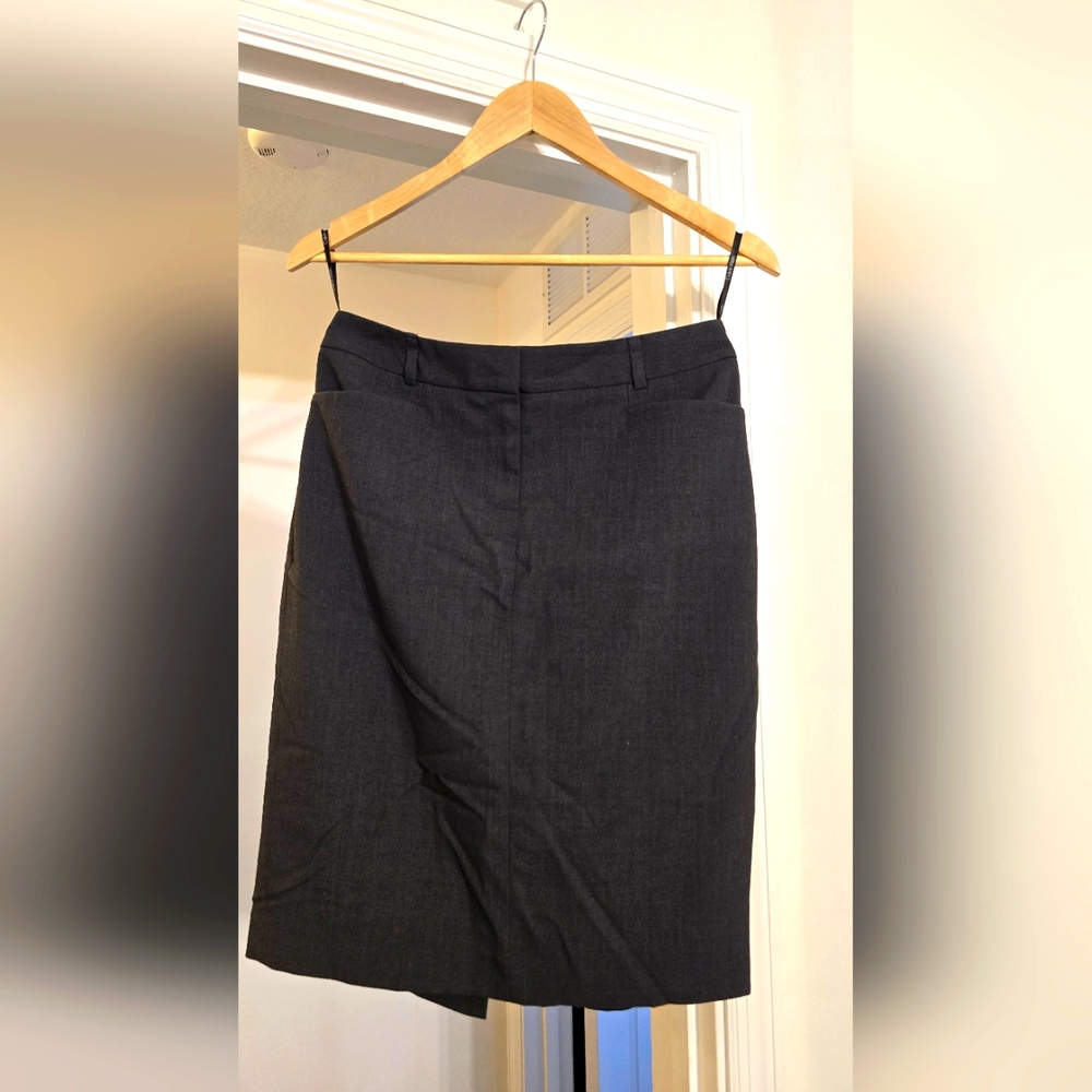 Charcoal gray signature Calvin Klein Women's Skirt